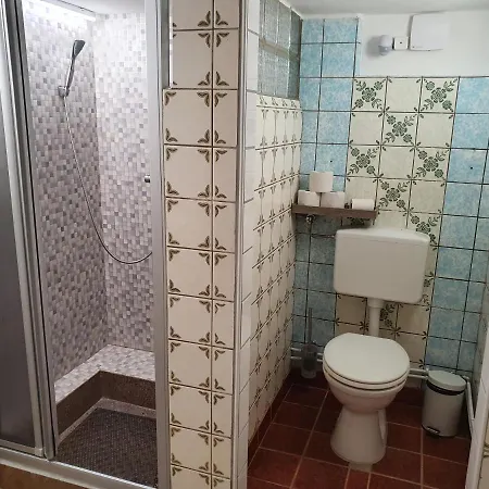 Jaegerhaus アパート *